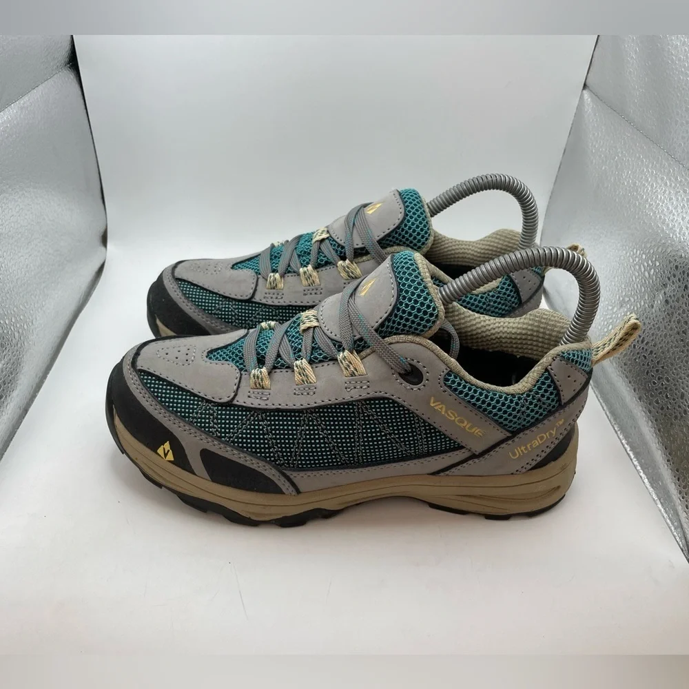 Vasque hiking sneakers size 4Y/womens 5.5